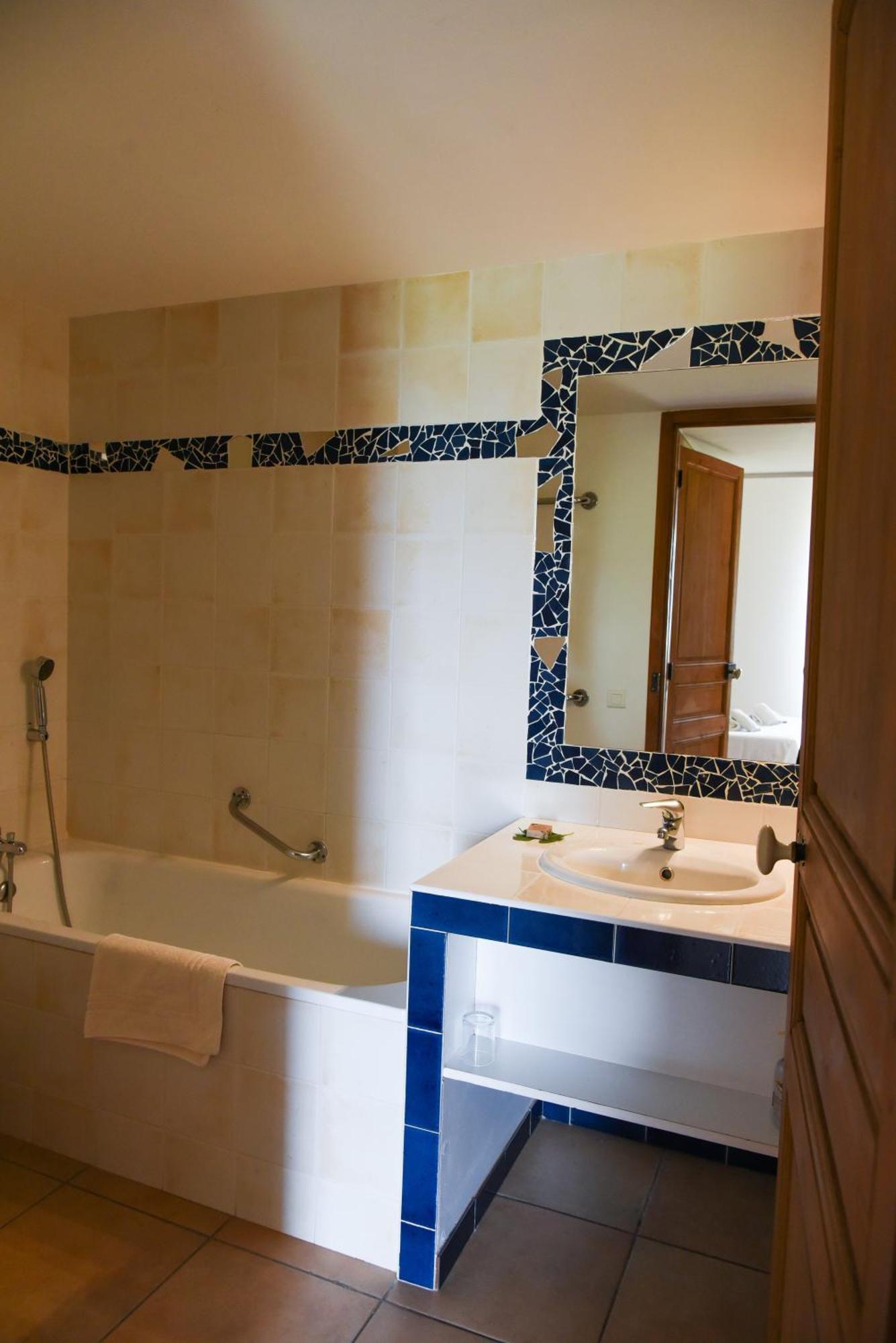 La Bergerie De L'Etang Bed & Breakfast Montels  Rom bilde